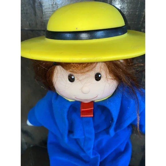 Vintage Madeline Talking Doll 1998 Kid's Gifts Plastic Working 16" - Picture 3 of 10